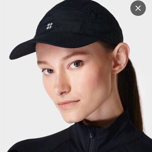 Sweaty Betty Swiftie Running Cap in black